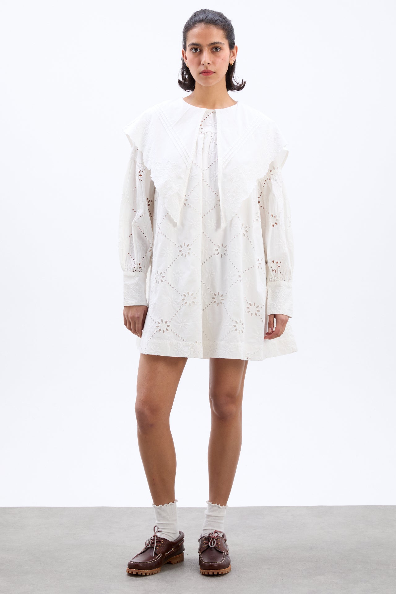 clementine embroidered collared mini dress - white